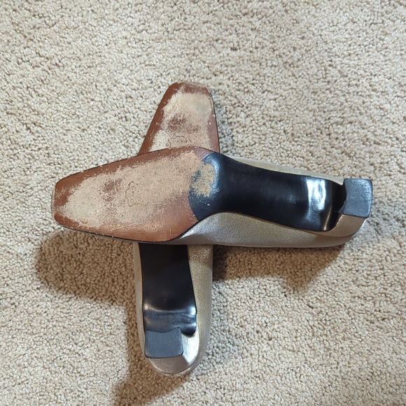 Stuart Weitzman Pumps - Picture 3 of 8